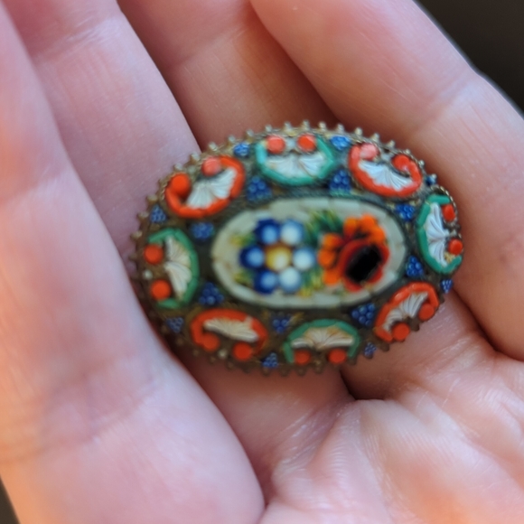 Brooch - Picture 4 of 4